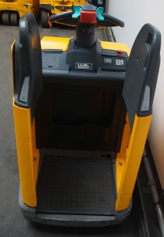 Jungheinrich ERE225 - Pallet truck: picture 3 Jungheinrich ERE225 - Pallet truck: picture 3