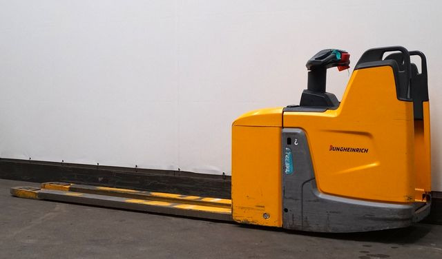 Jungheinrich ERE225 - Pallet truck: picture 2 Jungheinrich ERE225 - Pallet truck: picture 2