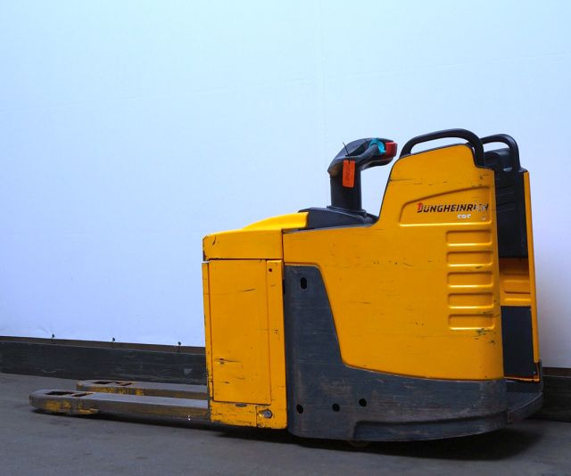 Jungheinrich ERE225 - Pallet truck: picture 2 Jungheinrich ERE225 - Pallet truck: picture 2
