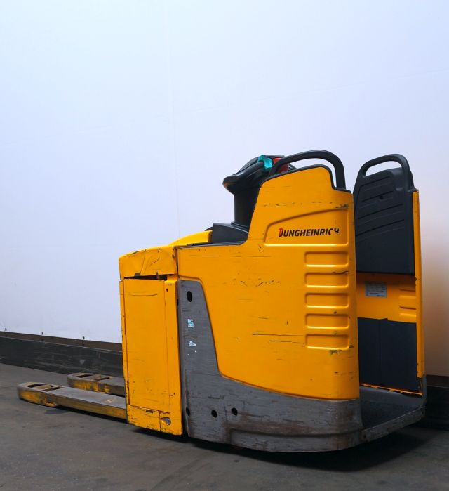 Jungheinrich ERE225 - Pallet truck: picture 2 Jungheinrich ERE225 - Pallet truck: picture 2