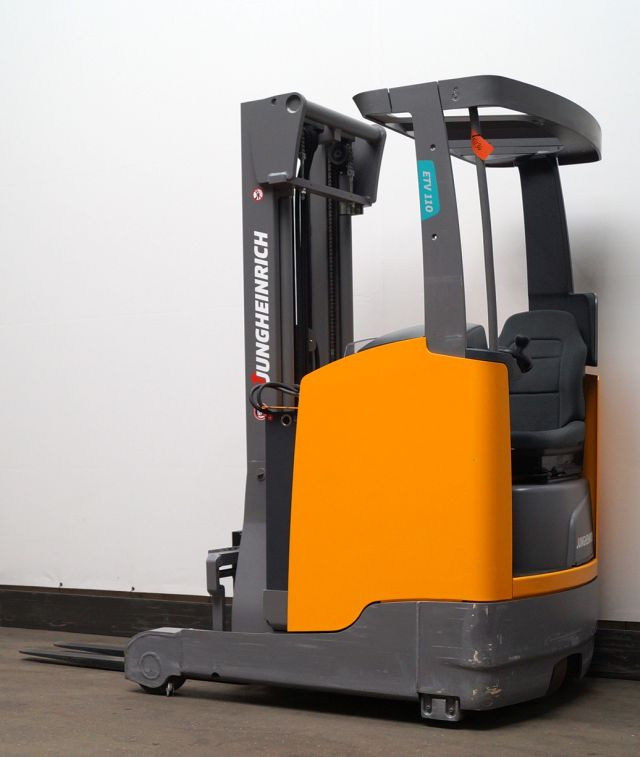 Jungheinrich ETV110 - Reach truck: picture 1 Jungheinrich ETV110 - Reach truck: picture 1