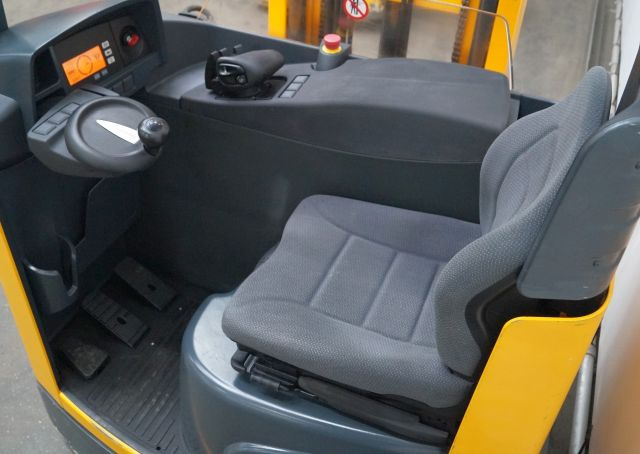 Jungheinrich ETV214 - Reach truck: picture 3 Jungheinrich ETV214 - Reach truck: picture 3