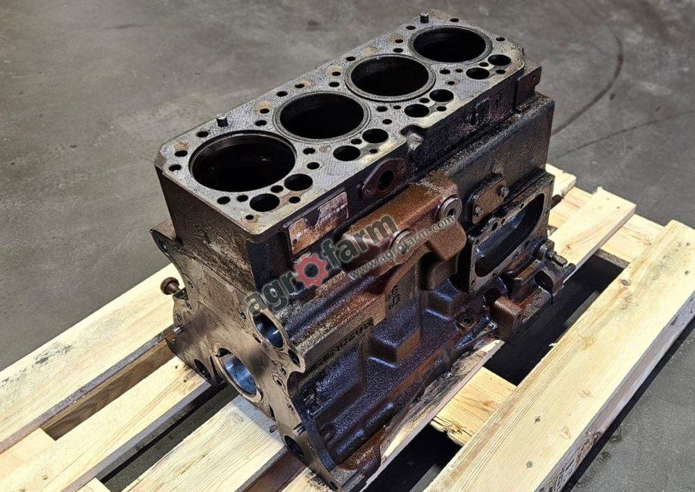 Blok silnika John Deere 6100, 3410, 3310, 3210 - Engine for Truck: picture 1 Blok silnika John Deere 6100, 3410, 3310, 3210 - Engine for Truck: picture 1