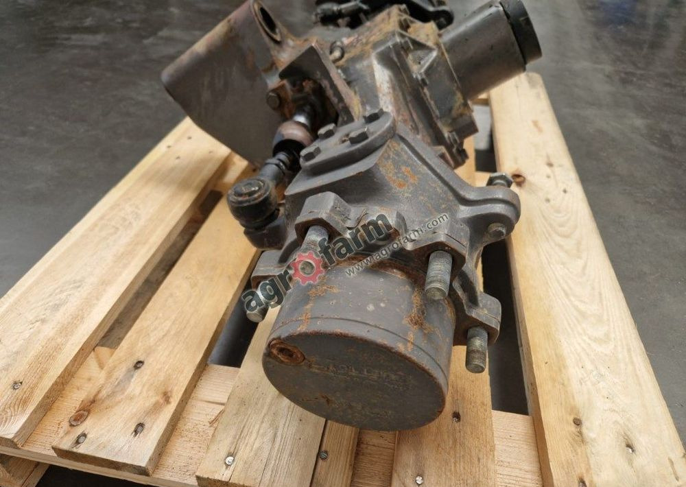 Most przedni Renault 7014 F 127698 - Transmission: picture 4 Most przedni Renault 7014 F 127698 - Transmission: picture 4