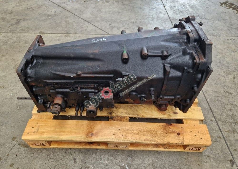 Skrzynia biegów Renault Claas Ares 630 - Gearbox: picture 2 Skrzynia biegów Renault Claas Ares 630 - Gearbox: picture 2