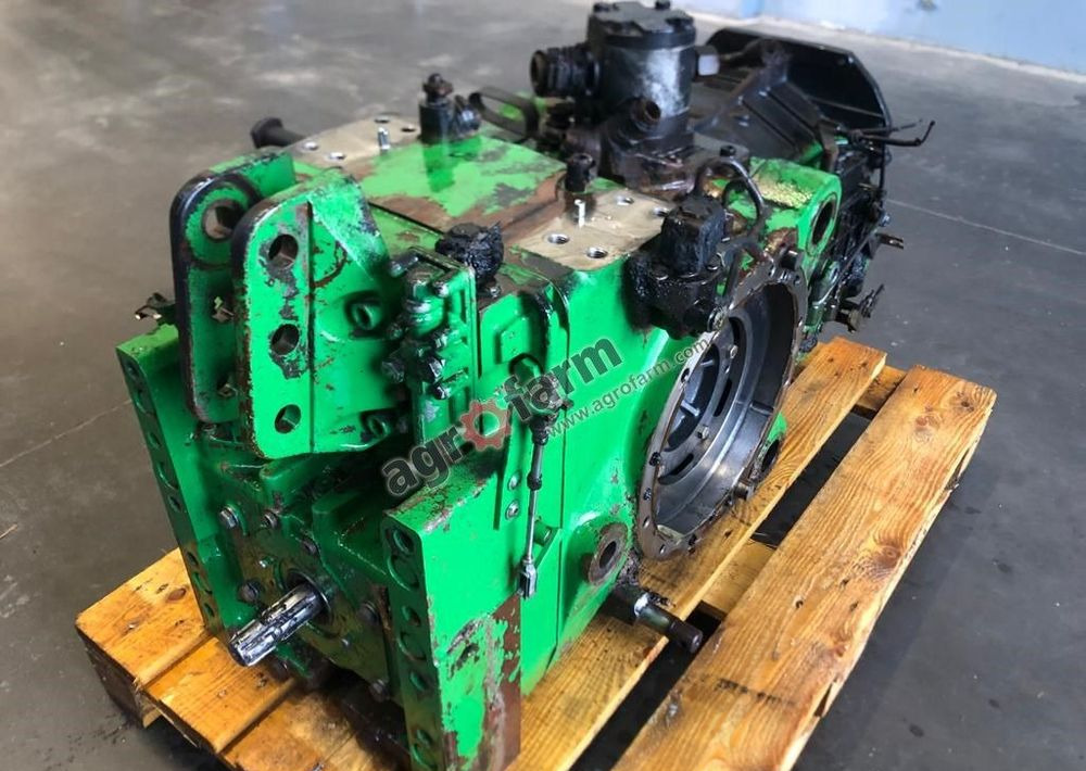 TYLNY MOST JOHN DEERE 6110 L115877 - Transmission: picture 1 TYLNY MOST JOHN DEERE 6110 L115877 - Transmission: picture 1