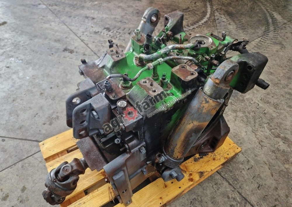 TYLNY MOST JOHN DEERE 6195R - Transmission: picture 2 TYLNY MOST JOHN DEERE 6195R - Transmission: picture 2