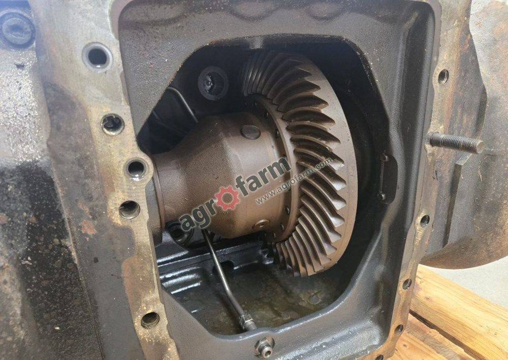 Tylny most Massey Ferguson 6614, 7465, 7620 - Gearbox: picture 3 Tylny most Massey Ferguson 6614, 7465, 7620 - Gearbox: picture 3
