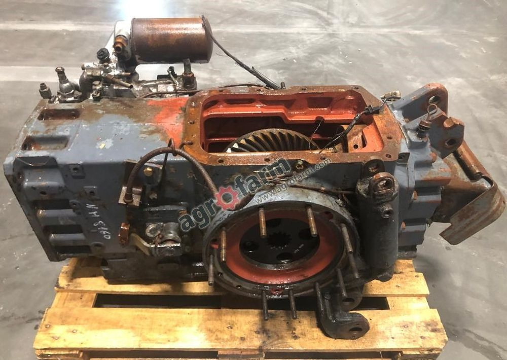 Tylny most New Holland 8160 5164888 - Gearbox: picture 3 Tylny most New Holland 8160 5164888 - Gearbox: picture 3