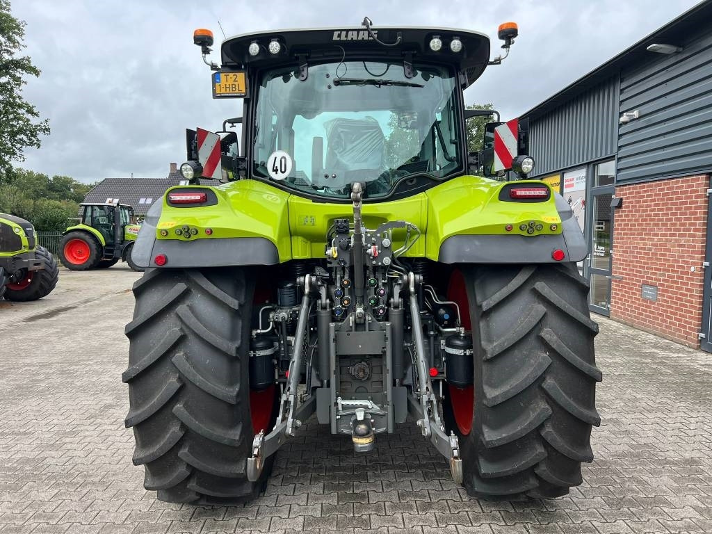 Claas Arion 660 - Farm tractor: picture 4 Claas Arion 660 - Farm tractor: picture 4