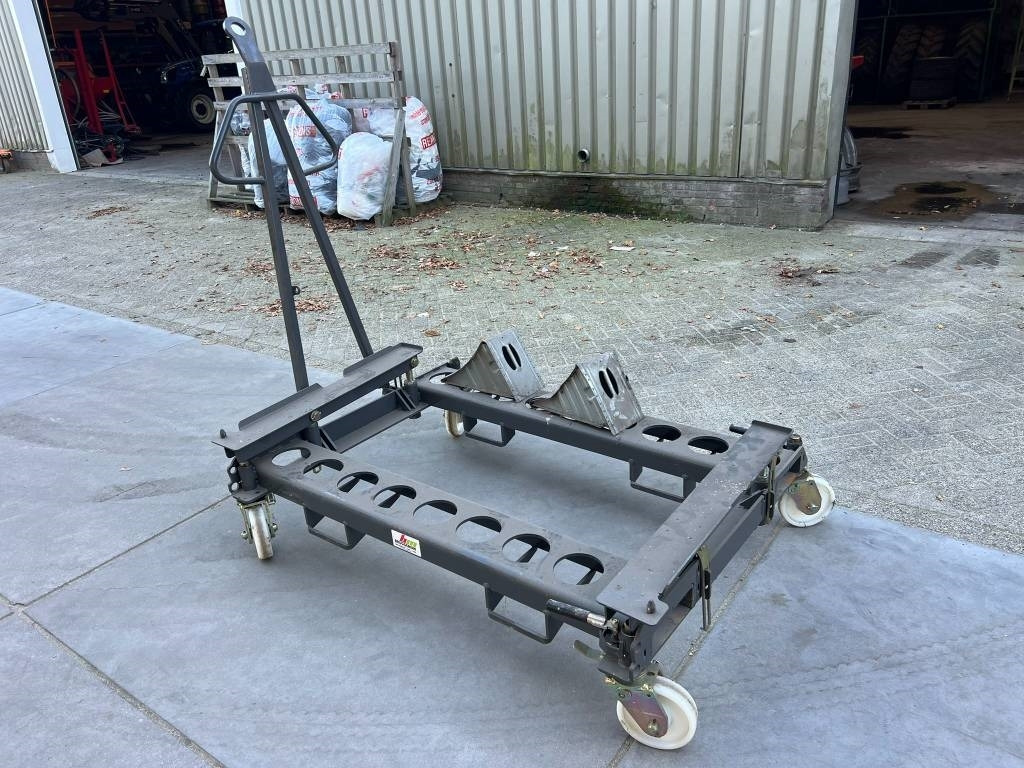 Claas / Fliegl Cargos transport kar - Self-loading wagon: picture 3 Claas / Fliegl Cargos transport kar - Self-loading wagon: picture 3