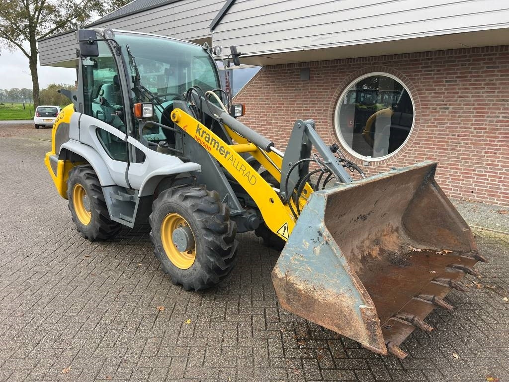 Wheel loader Kramer 380 shovel: picture 7