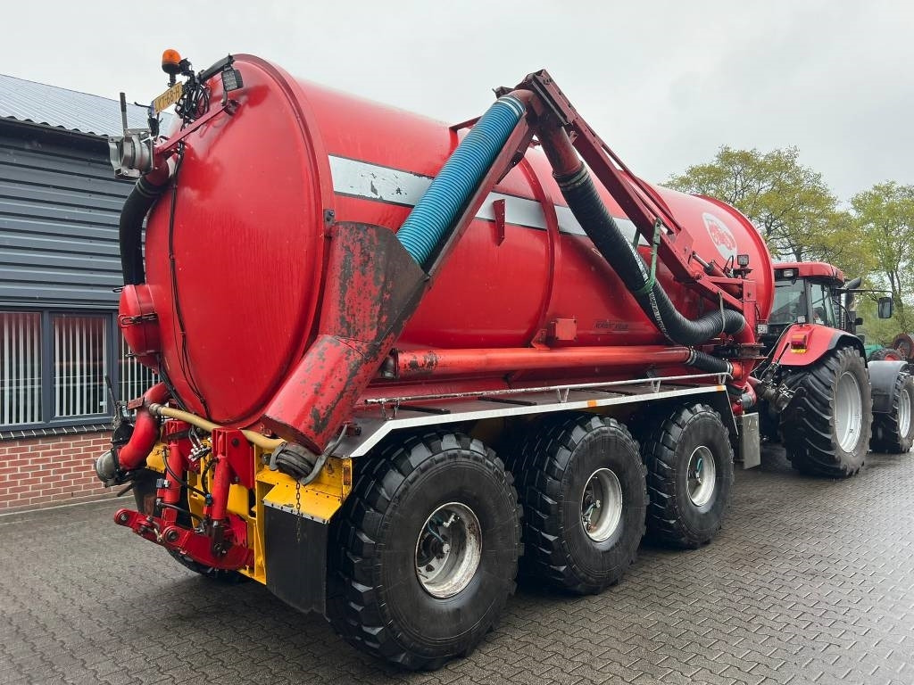 Schuitemaker Robust 260 - Slurry tanker: picture 4 Schuitemaker Robust 260 - Slurry tanker: picture 4