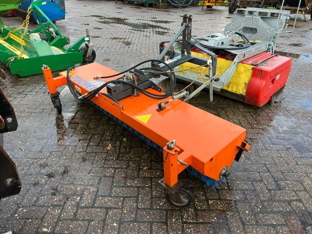Tuchel EKM 230 HD veegmachine - Broom: picture 5 Tuchel EKM 230 HD veegmachine - Broom: picture 5