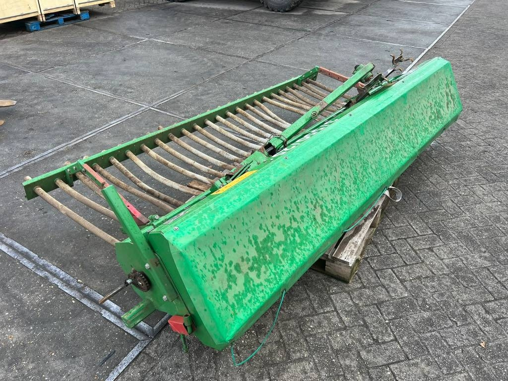 Unia 3/550/25 zaaimachine - Seed drill: picture 4 Unia 3/550/25 zaaimachine - Seed drill: picture 4