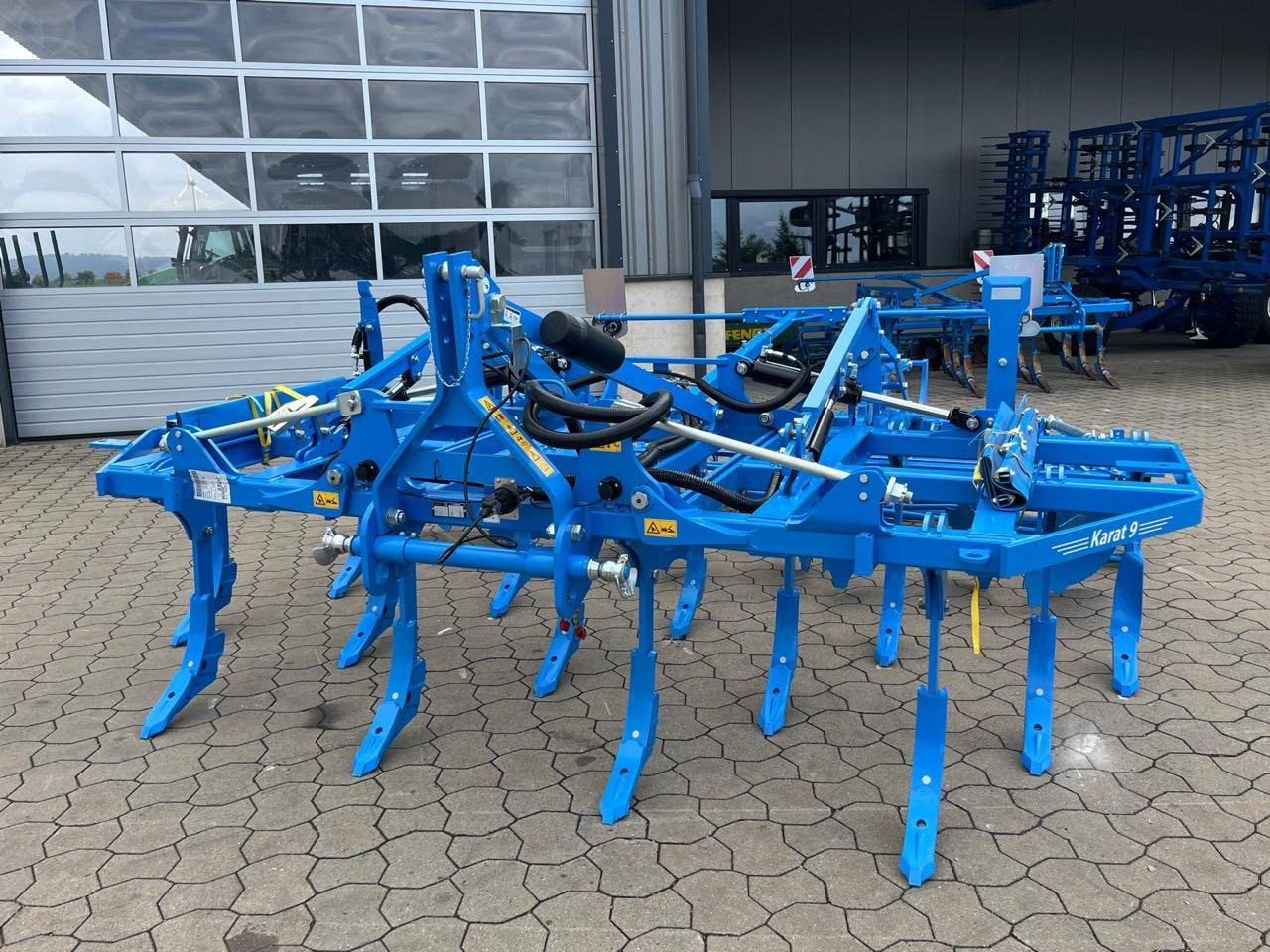 Lemken Karat 9/400 K ; 0%-Finanzierung möglich - Cultivator: picture 1 Lemken Karat 9/400 K ; 0%-Finanzierung möglich - Cultivator: picture 1