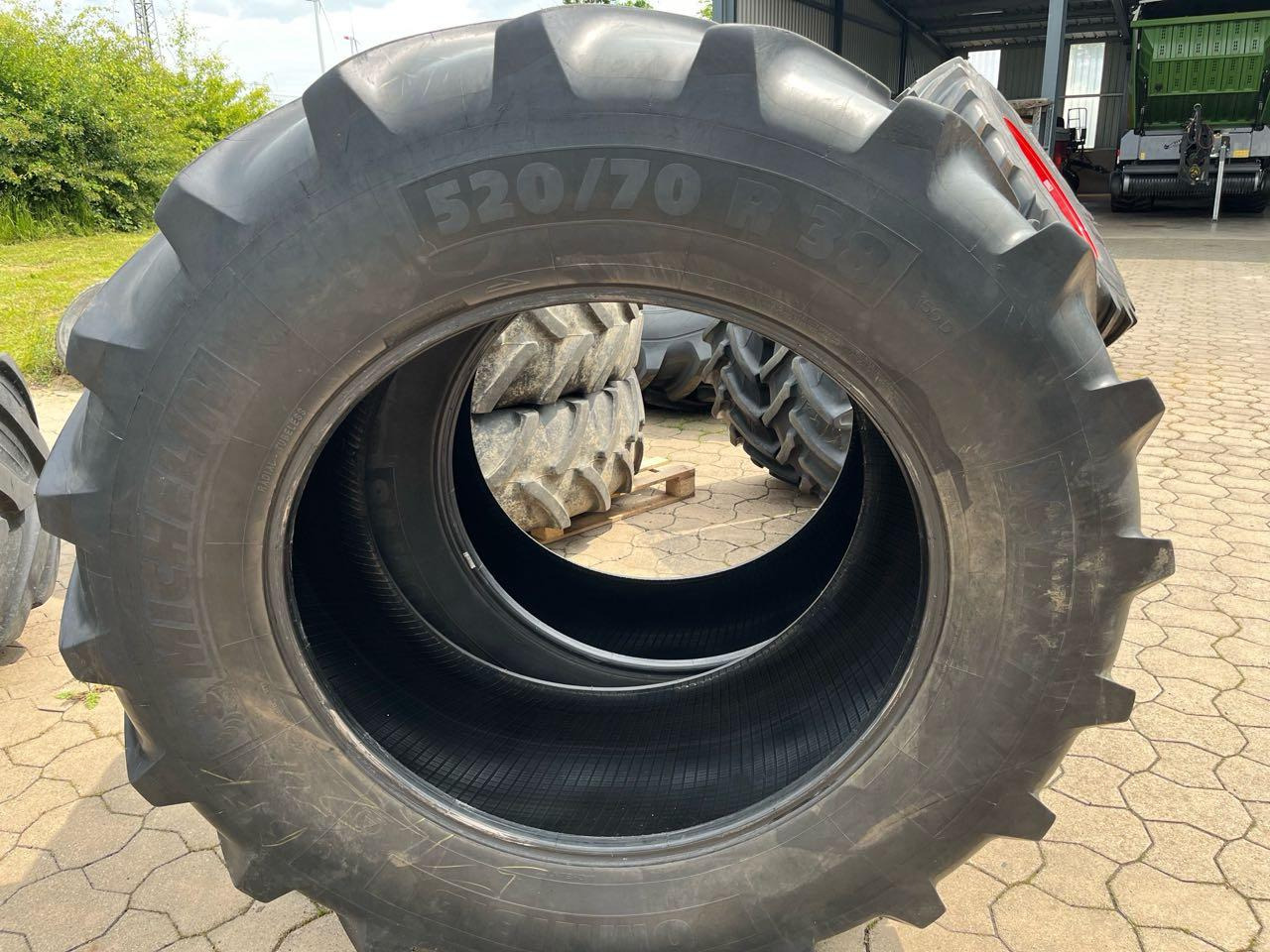 Michelin OmniBiB - Tire: picture 1 Michelin OmniBiB - Tire: picture 1