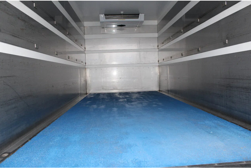 Refrigerator truck DAF LF 230 + EURO 6 + KONVEKTA KOELING + LIFT + 12T + LOW KM: picture 14