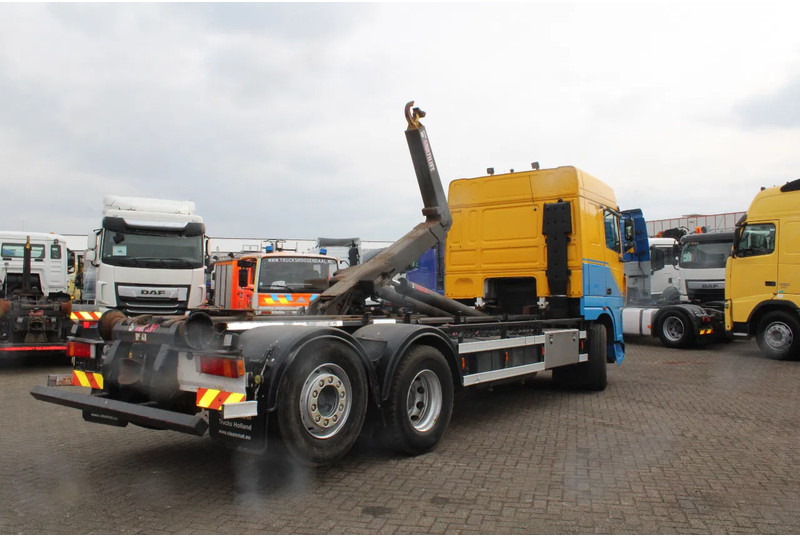 DAF XF 95.530 + hooksystem + 26T - Hook lift truck: picture 5 DAF XF 95.530 + hooksystem + 26T - Hook lift truck: picture 5