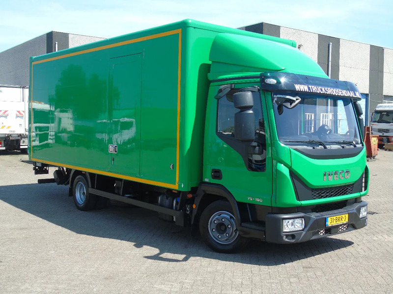 Iveco Eurocargo 75E190 + lift + 3p + EURO 6 - Box truck: picture 2 Iveco Eurocargo 75E190 + lift + 3p + EURO 6 - Box truck: picture 2