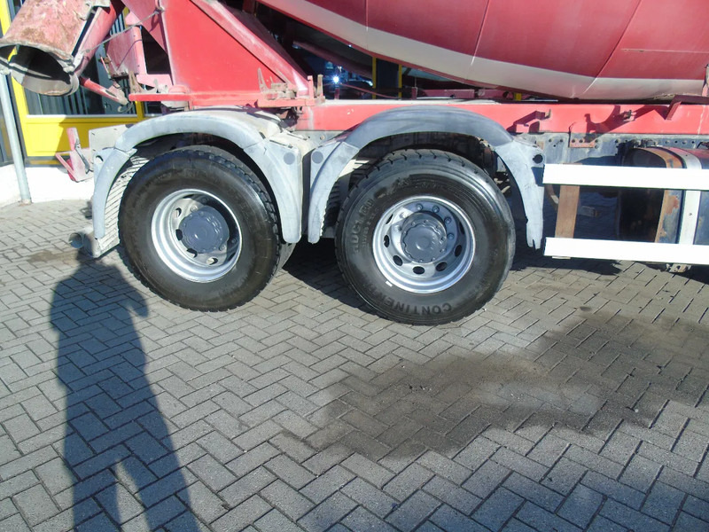 MAN TGA 41.440 + 8x4 + manual + spring - Concrete mixer truck: picture 5 MAN TGA 41.440 + 8x4 + manual + spring - Concrete mixer truck: picture 5