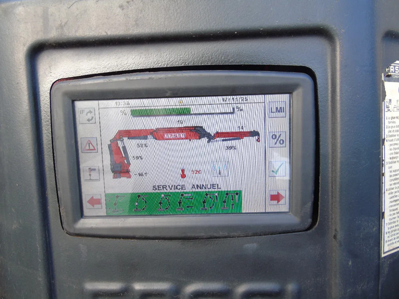 Crane truck Mercedes-Benz Arocs 3251 + FASSI 660RA .26.HE 6x Extensions + 4x JIB + 8x4 + remote: picture 7 Crane truck Mercedes-Benz Arocs 3251 + FASSI 660RA .26.HE 6x Extensions + 4x JIB + 8x4 + remote: picture 7