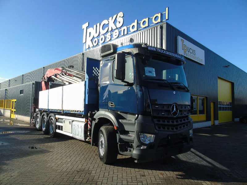 Crane truck Mercedes-Benz Arocs 3251 + FASSI 660RA .26.HE 6x Extensions + 4x JIB + 8x4 + remote: picture 20 Crane truck Mercedes-Benz Arocs 3251 + FASSI 660RA .26.HE 6x Extensions + 4x JIB + 8x4 + remote: picture 20
