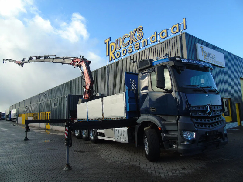 Crane truck Mercedes-Benz Arocs 3251 + FASSI 660RA .26.HE 6x Extensions + 4x JIB + 8x4 + remote: picture 18 Crane truck Mercedes-Benz Arocs 3251 + FASSI 660RA .26.HE 6x Extensions + 4x JIB + 8x4 + remote: picture 18