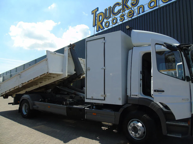Mercedes-Benz Atego 1629 + EURO 5 + MEILLER + MANUAL - Hook lift truck: picture 2 Mercedes-Benz Atego 1629 + EURO 5 + MEILLER + MANUAL - Hook lift truck: picture 2