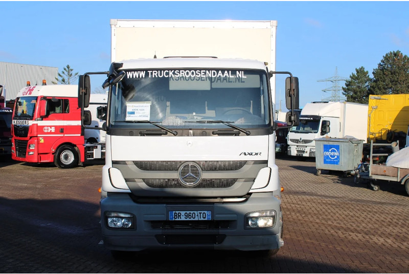 Mercedes-Benz Axor 1824 + EURO 5 - Box truck: picture 2 Mercedes-Benz Axor 1824 + EURO 5 - Box truck: picture 2