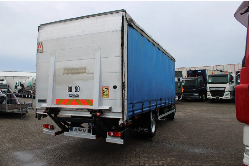 Renault Midlum 220 + MANUAL + LIFT + 12T - Curtainsider truck: picture 5 Renault Midlum 220 + MANUAL + LIFT + 12T - Curtainsider truck: picture 5