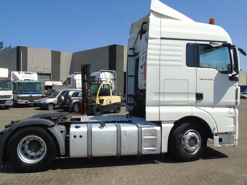 MAN TGX 18.440 + EURO 5 + SPOILER - Tractor unit: picture 4 MAN TGX 18.440 + EURO 5 + SPOILER - Tractor unit: picture 4
