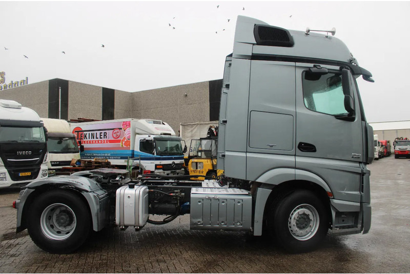 Mercedes-Benz Actros 1851 + EURO 5 + Retarder!! - Tractor unit: picture 4 Mercedes-Benz Actros 1851 + EURO 5 + Retarder!! - Tractor unit: picture 4