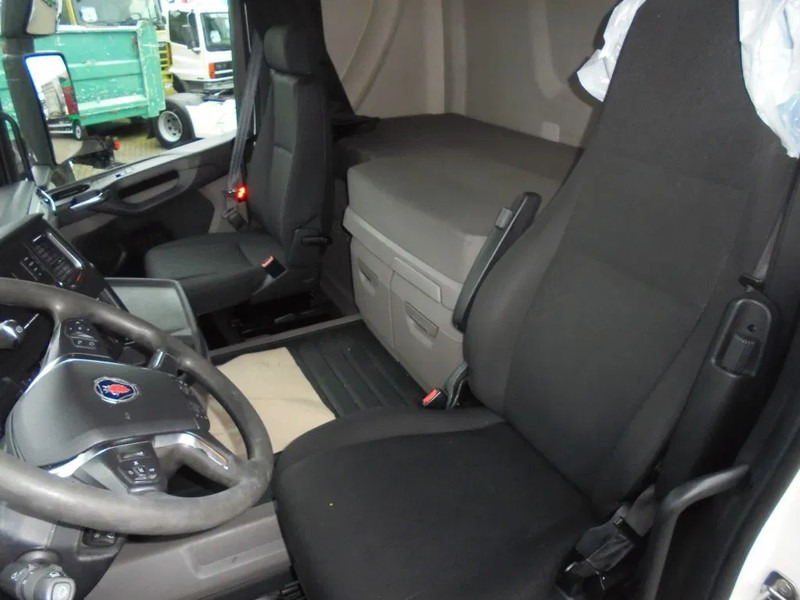 Scania R500 NGS + Retarder + Euro 6 - Tractor unit: picture 4 Scania R500 NGS + Retarder + Euro 6 - Tractor unit: picture 4