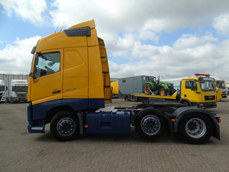 Volvo FH 420 + 6X2 + EURO 6 - Tractor unit: picture 2 Volvo FH 420 + 6X2 + EURO 6 - Tractor unit: picture 2