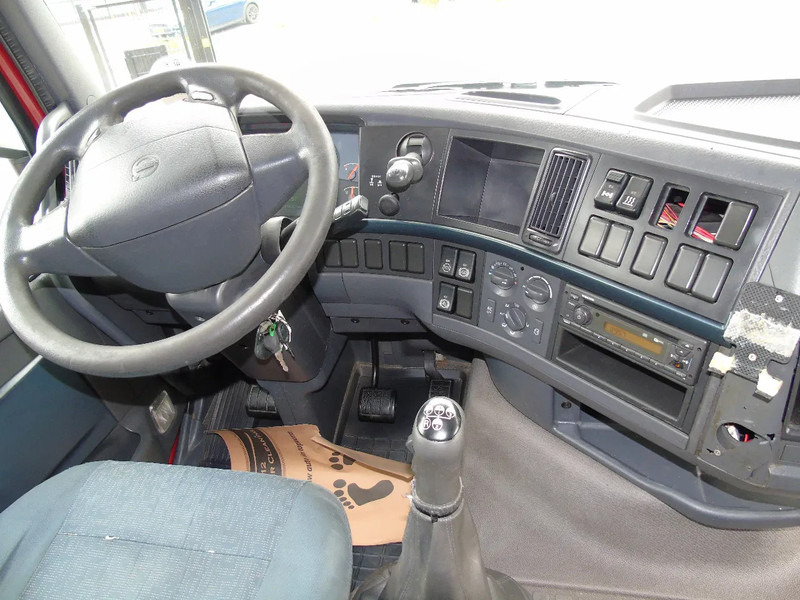 Tractor unit Volvo FH 460 + XL CAB + EURO 5 + manual + 6x IN STOCK: picture 13 Tractor unit Volvo FH 460 + XL CAB + EURO 5 + manual + 6x IN STOCK: picture 13