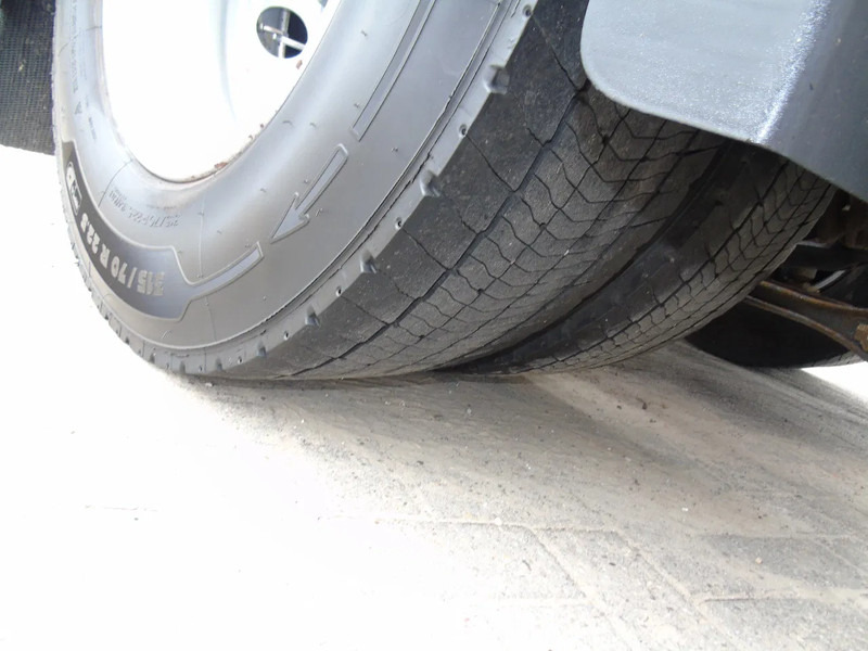 Tractor unit Volvo FH 460 + XL CAB + EURO 5 + manual + 6x IN STOCK: picture 19 Tractor unit Volvo FH 460 + XL CAB + EURO 5 + manual + 6x IN STOCK: picture 19