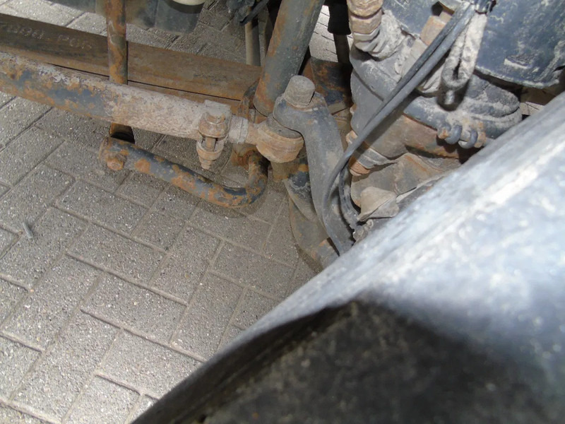 Tractor unit Volvo FH 460 + XL CAB + EURO 5 + manual + 6x IN STOCK: picture 9 Tractor unit Volvo FH 460 + XL CAB + EURO 5 + manual + 6x IN STOCK: picture 9