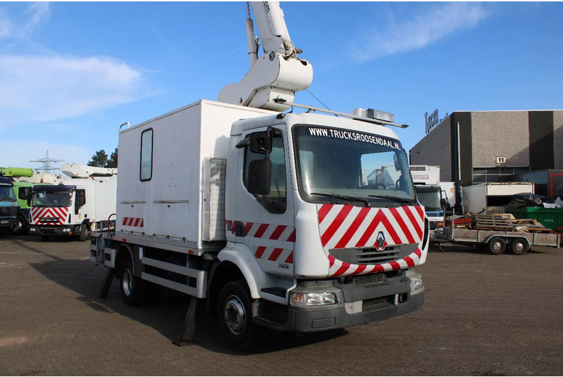 Renault Midlum 220 + manual + 16 meter - Truck: picture 5 Renault Midlum 220 + manual + 16 meter - Truck: picture 5