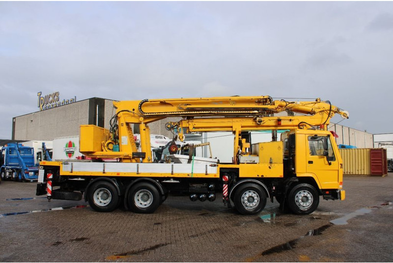 Volvo FL10 8X4 + GROMACH 34 mtr. + EURO 2 - All terrain crane: picture 5 Volvo FL10 8X4 + GROMACH 34 mtr. + EURO 2 - All terrain crane: picture 5