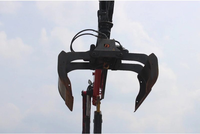 Volvo FM 330 + HMF 1035 + HOOKSYTEM HYVA + EURO 5 + 6X2 - Cable system truck, Crane truck: picture 5 Volvo FM 330 + HMF 1035 + HOOKSYTEM HYVA + EURO 5 + 6X2 - Cable system truck, Crane truck: picture 5