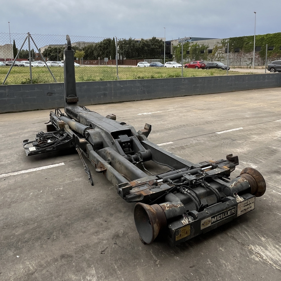 Meiller PK14 50 - Hook lift/ Skip loader system: picture 2 Meiller PK14 50 - Hook lift/ Skip loader system: picture 2
