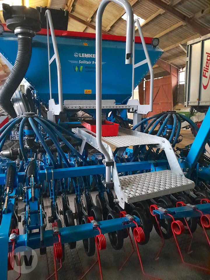 Seed drill Lemken Solitair 9+/300: picture 12