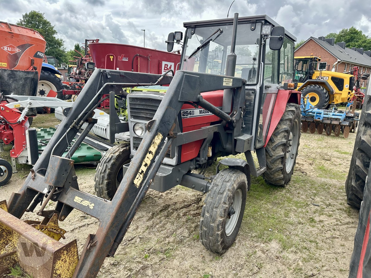 Massey Ferguson 254S - Farm tractor: picture 2 Massey Ferguson 254S - Farm tractor: picture 2