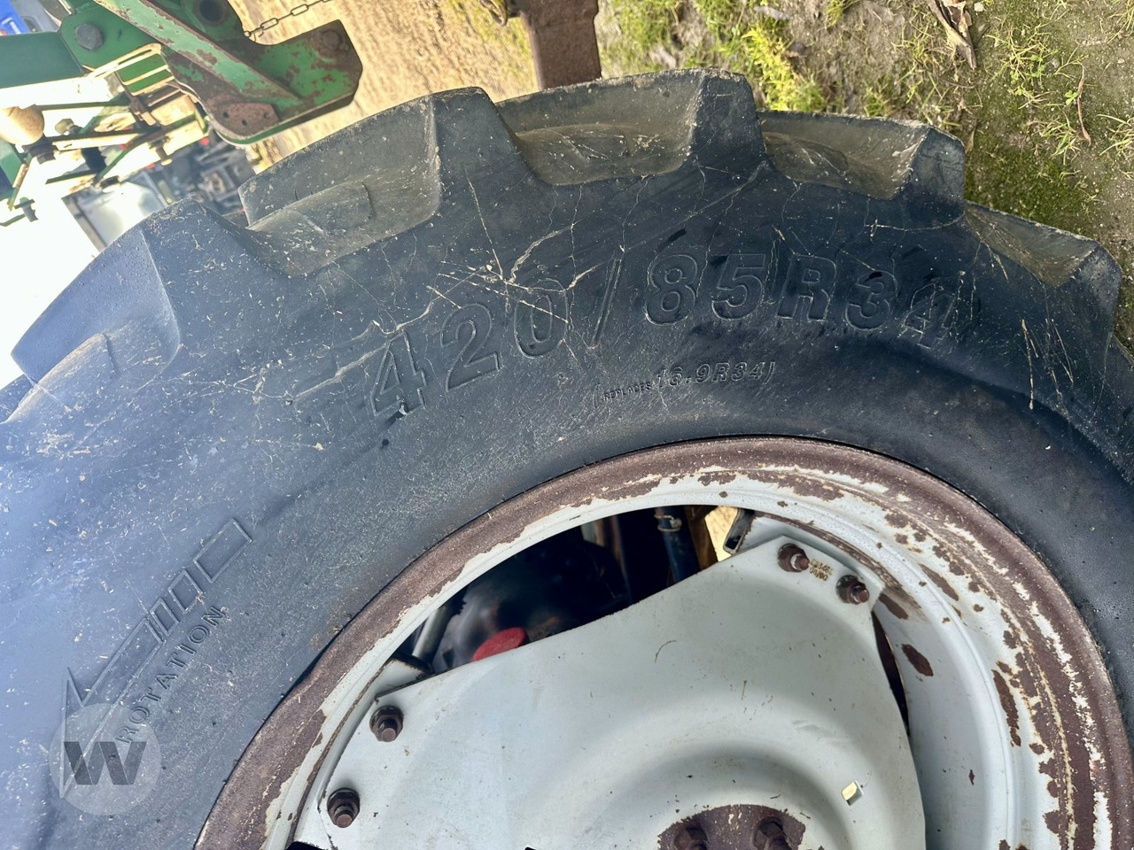 Massey Ferguson 4235 - Farm tractor: picture 5 Massey Ferguson 4235 - Farm tractor: picture 5