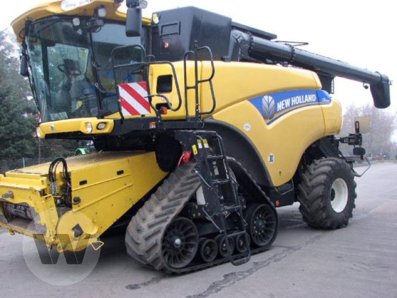 New Holland CR 9090 SCR - Combine harvester: picture 1 New Holland CR 9090 SCR - Combine harvester: picture 1