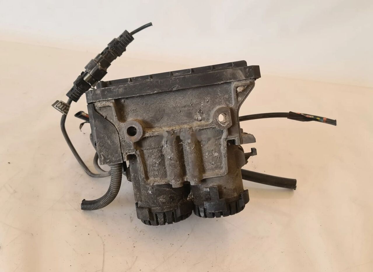 Knorr-Bremse K020022 21122035 Volvo FH FM truck - Brake valve for Truck: picture 4 Knorr-Bremse K020022 21122035 Volvo FH FM truck - Brake valve for Truck: picture 4
