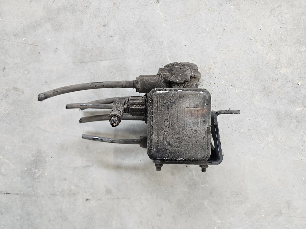 MAN TGX TGS / EBS VALVE / 81523016213 - Brake valve: picture 1 MAN TGX TGS / EBS VALVE / 81523016213 - Brake valve: picture 1