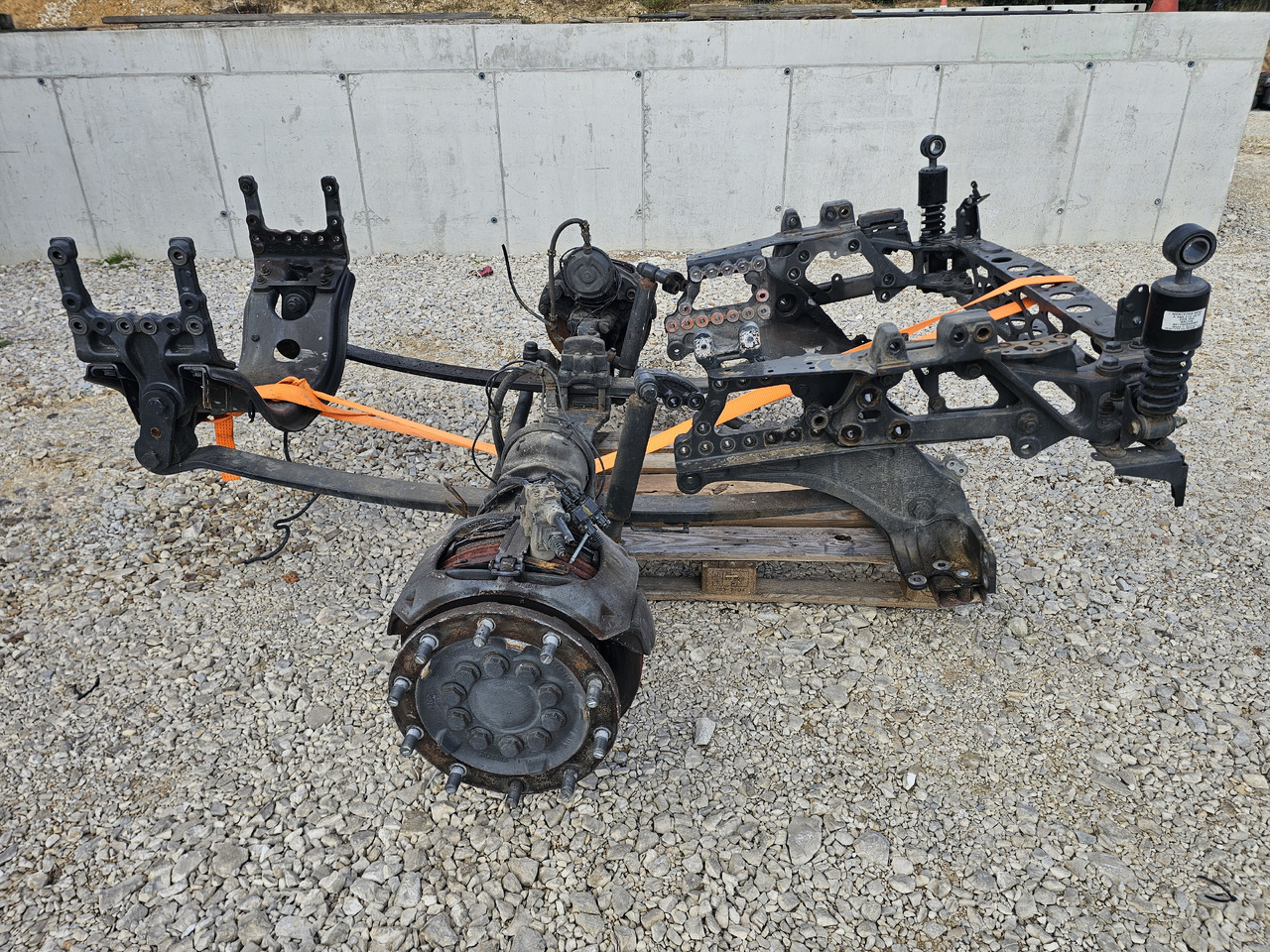 MERCEDES-BENZ ACTROS MP4 / COMPLETE FRONT SUNSPENSION - Suspension: picture 2 MERCEDES-BENZ ACTROS MP4 / COMPLETE FRONT SUNSPENSION - Suspension: picture 2