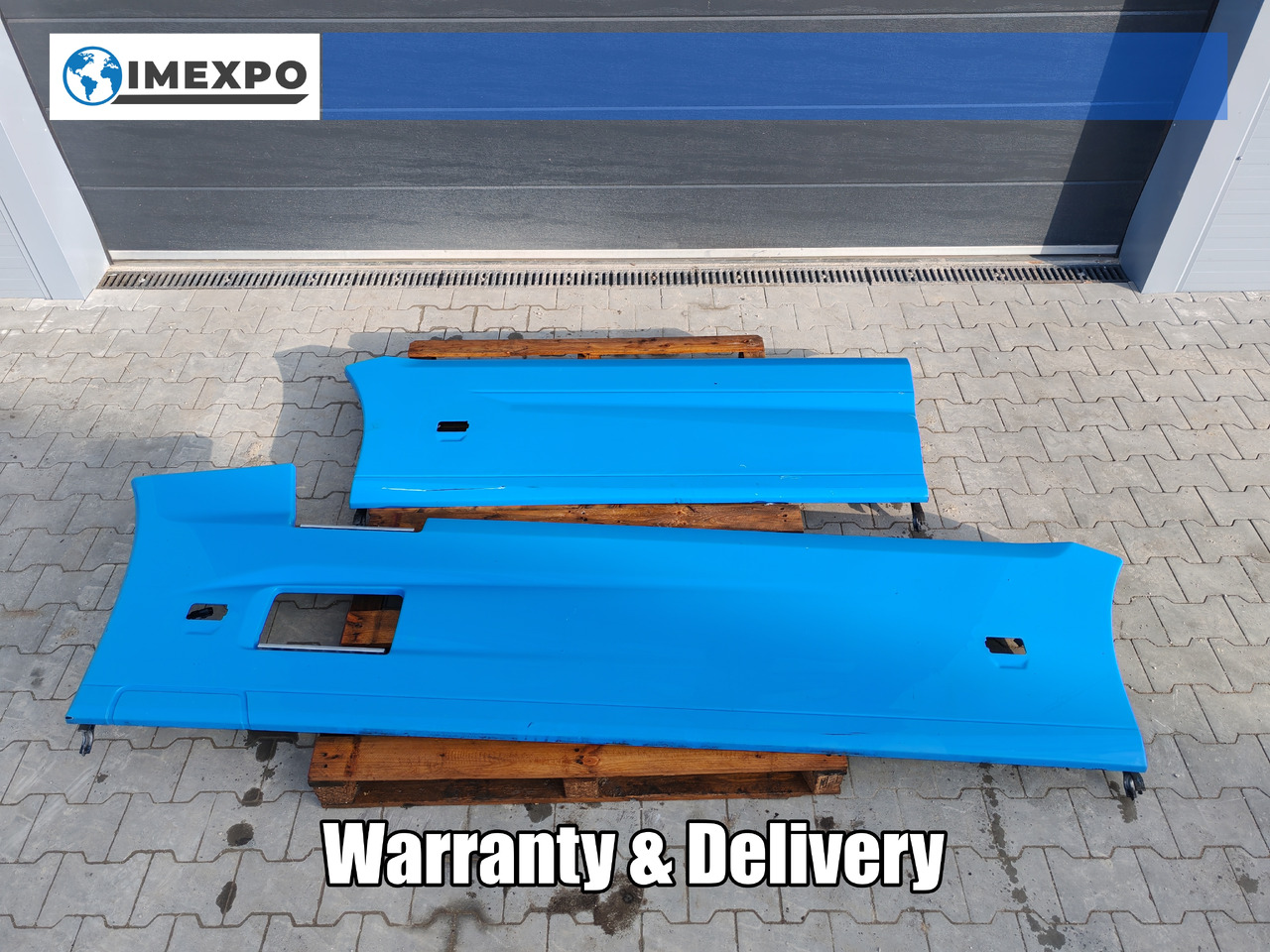 RENAULT RANGE T EURO 6 / SIDE SPOILERS SET - Spare parts: picture 1 RENAULT RANGE T EURO 6 / SIDE SPOILERS SET - Spare parts: picture 1